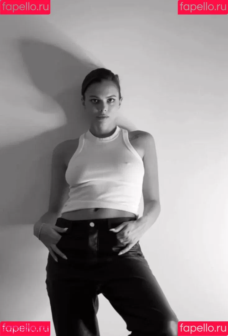 Viki odintcova / mavrinmag / viki_odintcova Onlyfans Photo Gallery 