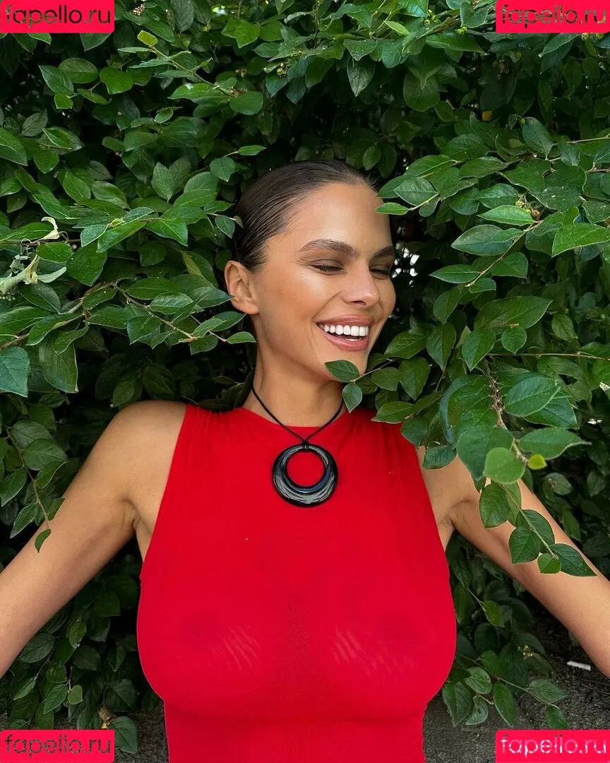 Viki odintcova / mavrinmag / viki_odintcova Onlyfans Photo Gallery 