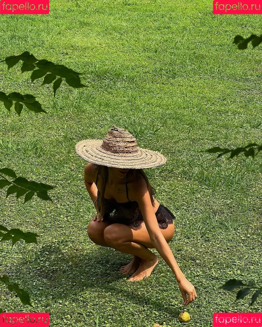 Viki odintcova / mavrinmag / viki_odintcova Onlyfans Photo Gallery 