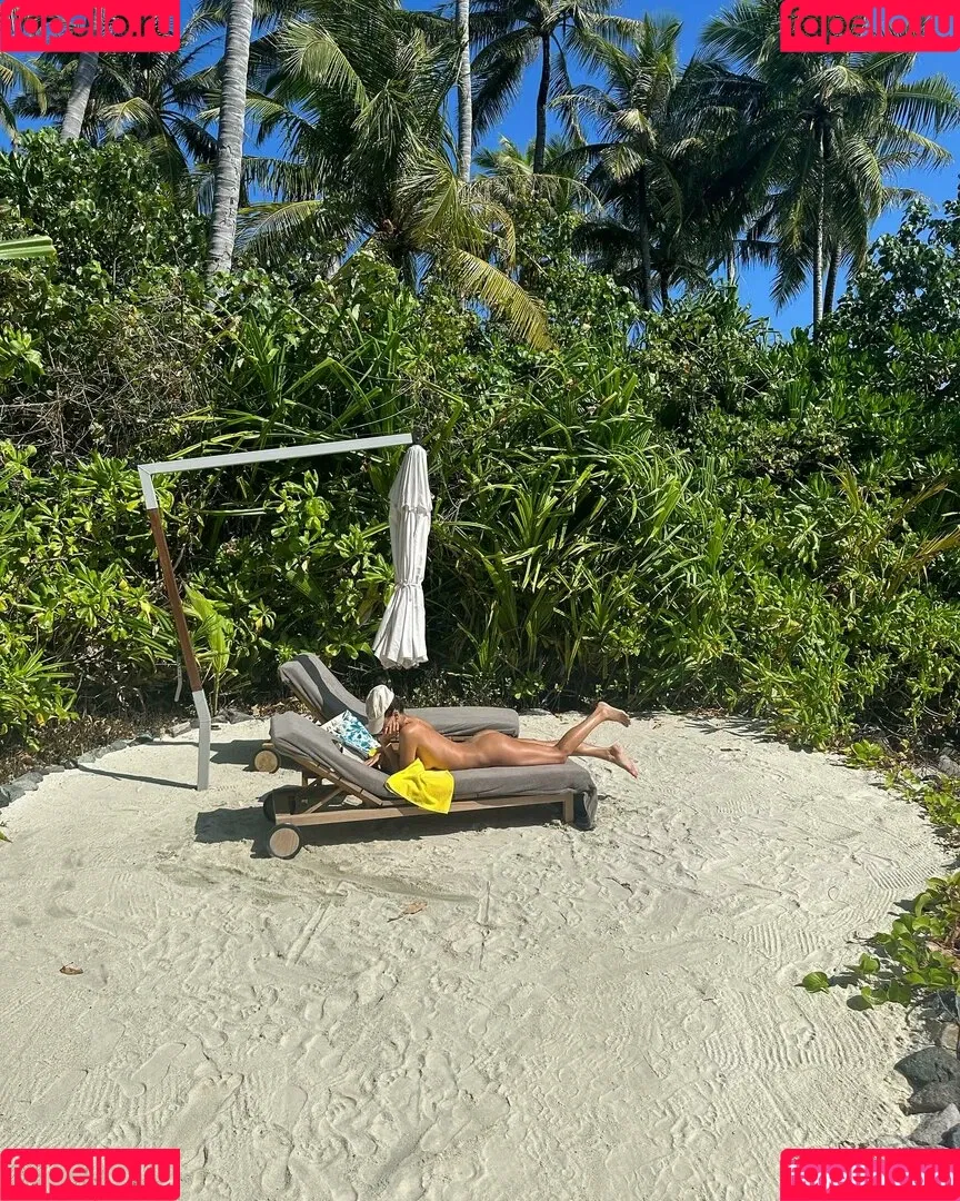 Viki odintcova / mavrinmag / viki_odintcova Onlyfans Photo Gallery 