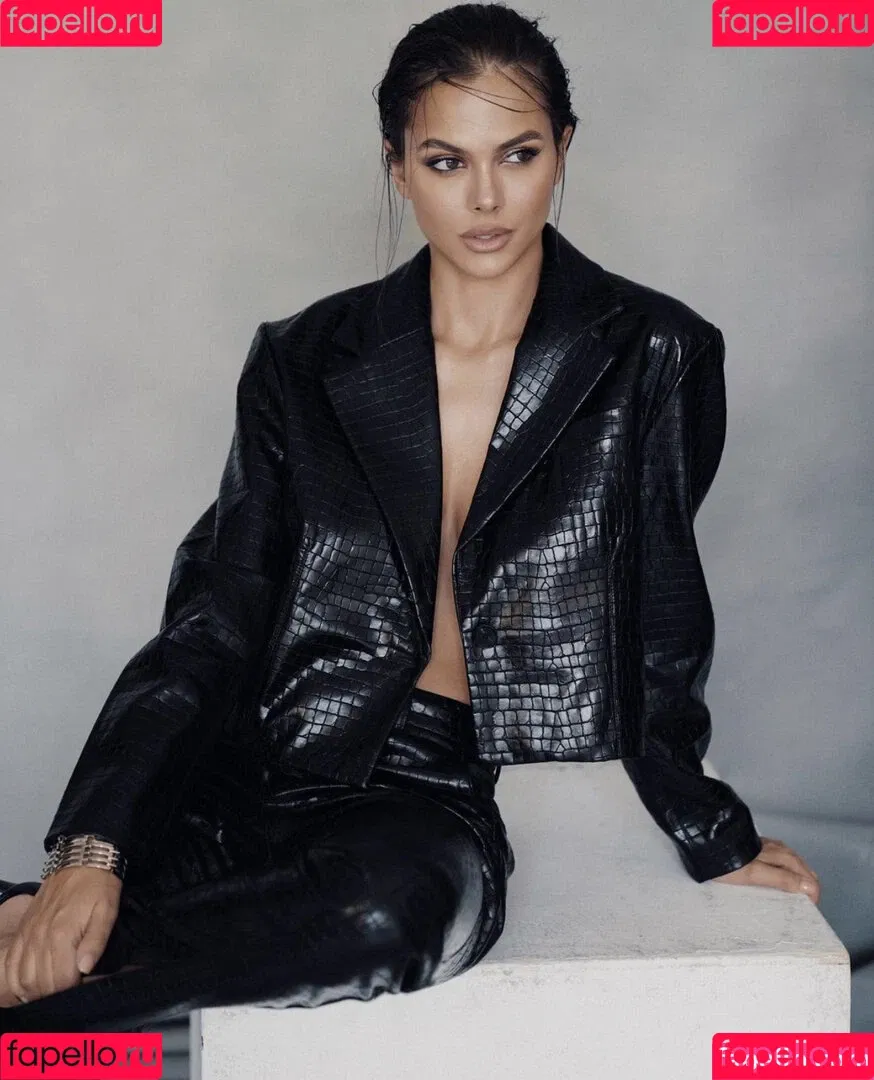 Viki odintcova / mavrinmag / viki_odintcova Onlyfans Photo Gallery 