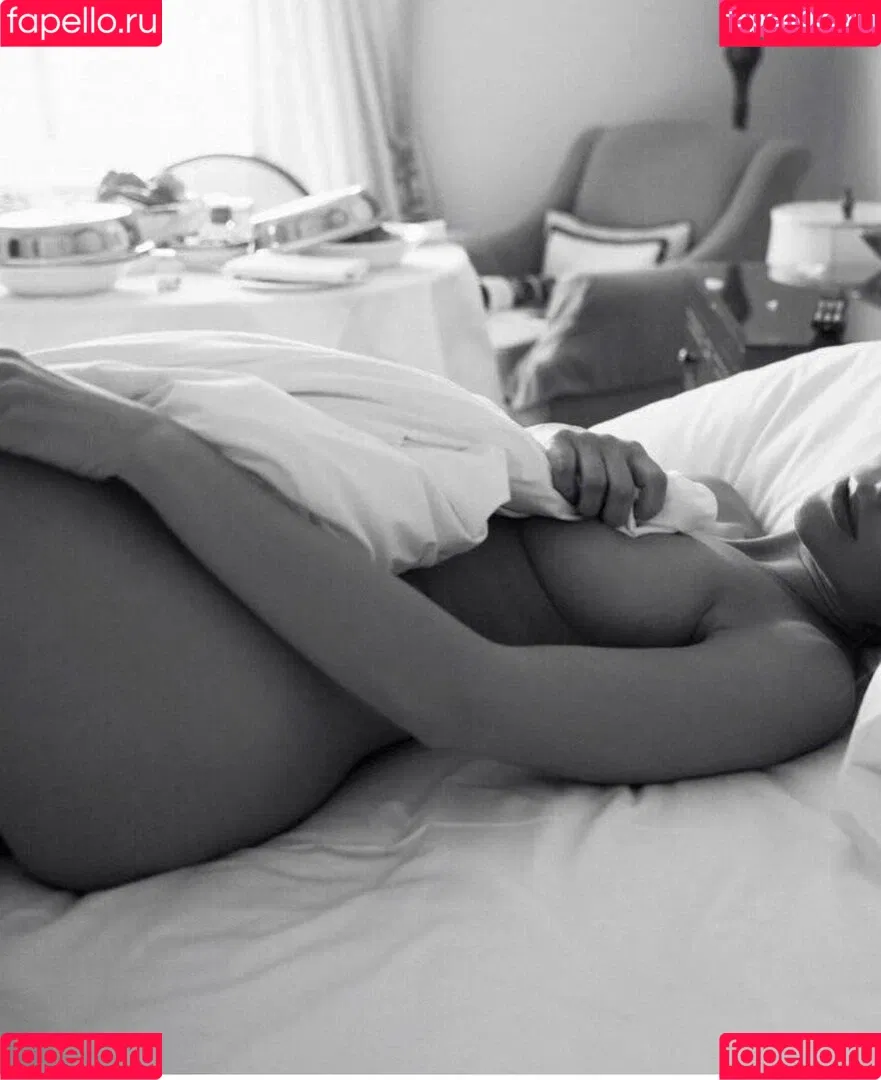 Viki odintcova / mavrinmag / viki_odintcova Onlyfans Photo Gallery 