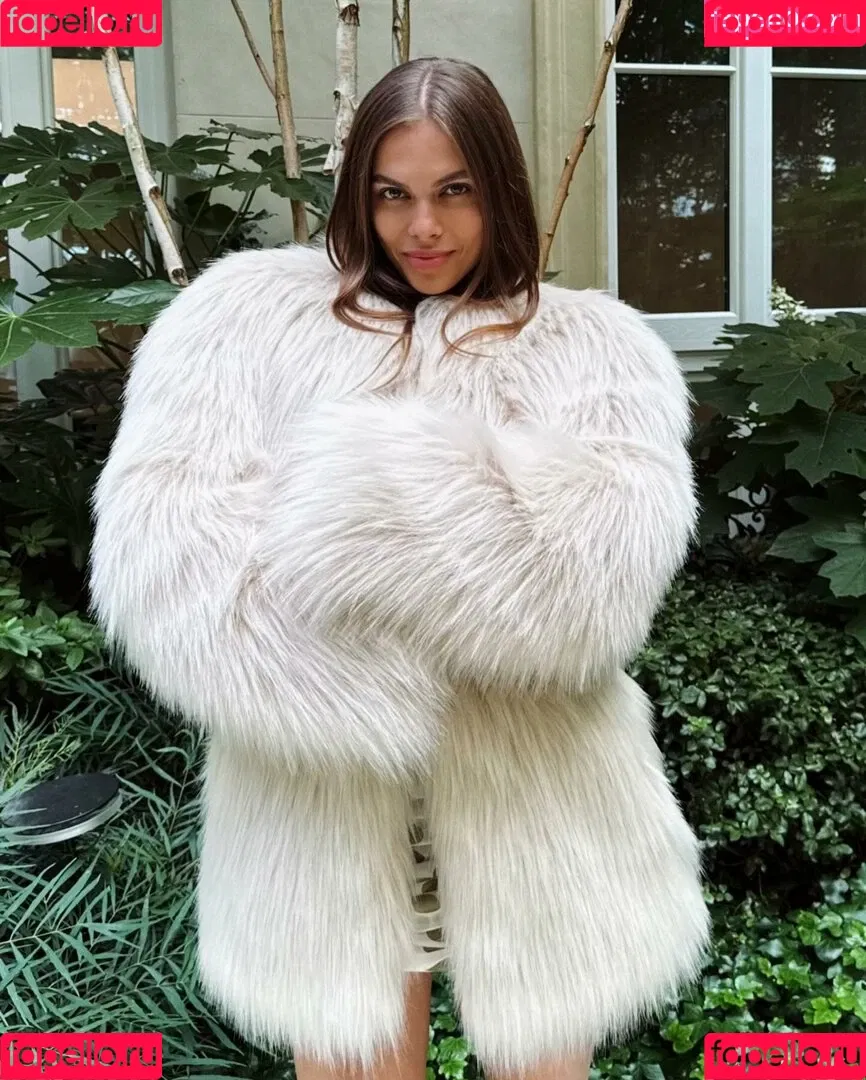 Viki odintcova / mavrinmag / viki_odintcova Onlyfans Photo Gallery 