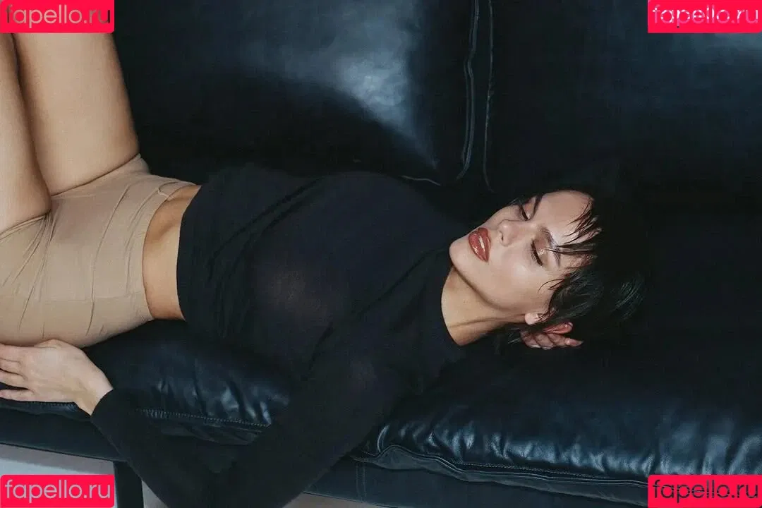 Viki odintcova / mavrinmag / viki_odintcova Onlyfans Photo Gallery 