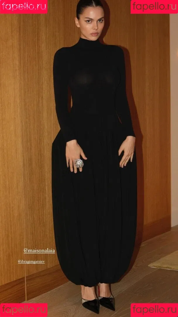 Viki odintcova / mavrinmag / viki_odintcova Onlyfans Photo Gallery 