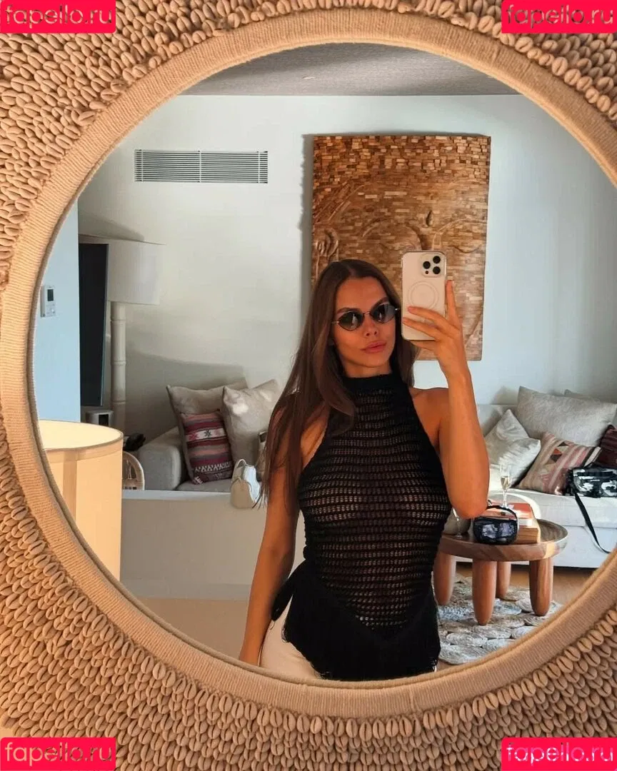 Viki odintcova / mavrinmag / viki_odintcova Onlyfans Photo Gallery 