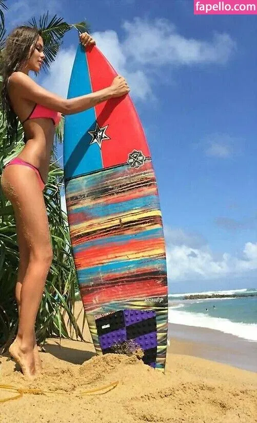 Viki odintcova / mavrinmag / viki_odintcova Onlyfans Photo Gallery 