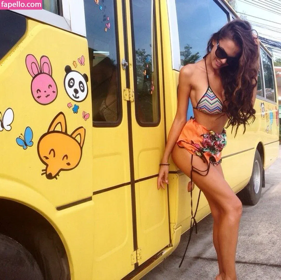 Viki odintcova / mavrinmag / viki_odintcova Onlyfans Photo Gallery 