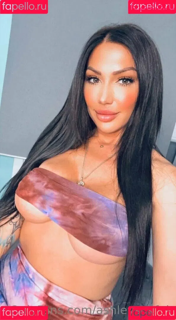 ashleysukfuk / valzzies Onlyfans Photo Gallery 