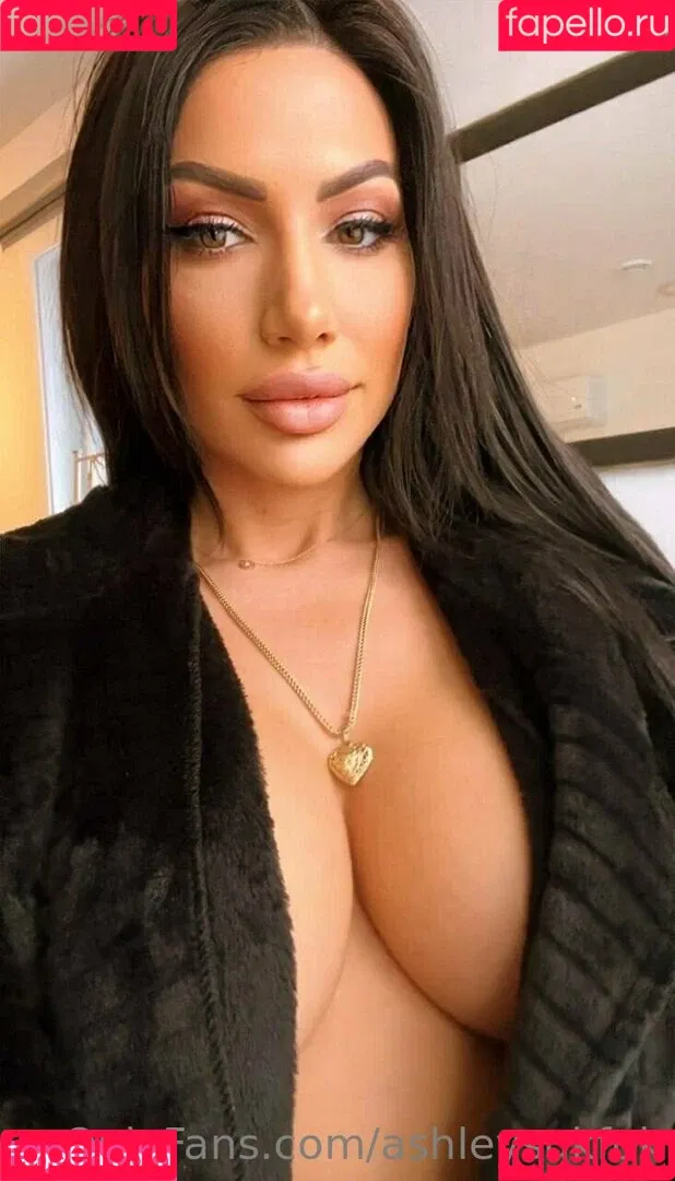 ashleysukfuk / valzzies Onlyfans Photo Gallery 