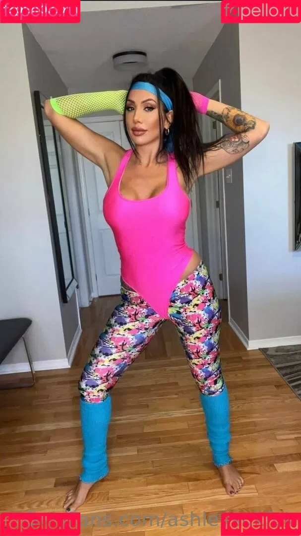 ashleysukfuk / valzzies Onlyfans Photo Gallery 