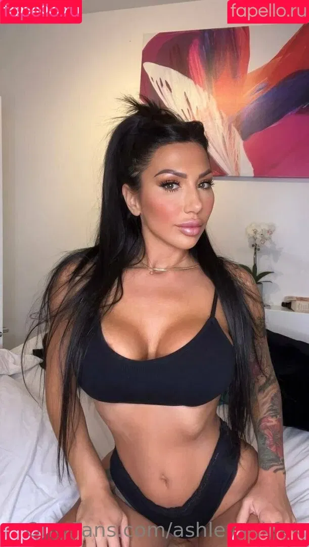 ashleysukfuk / valzzies Onlyfans Photo Gallery 