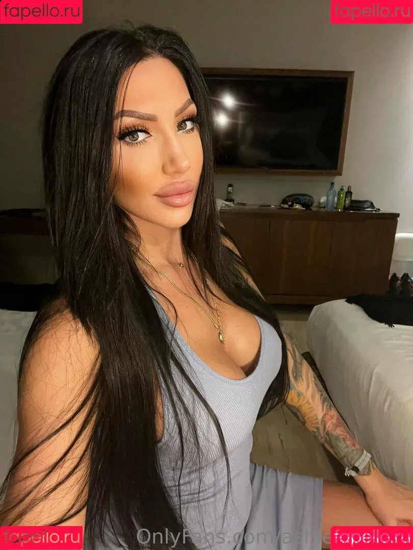 ashleysukfuk / valzzies Onlyfans Photo Gallery 