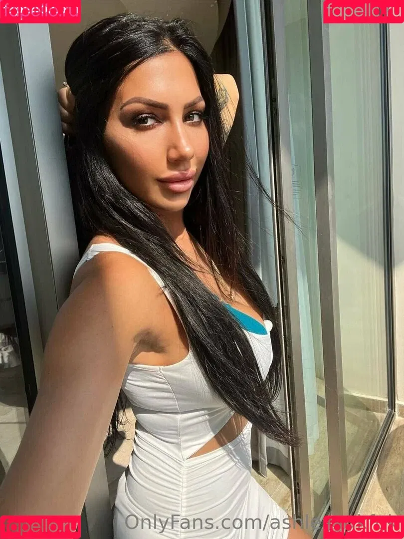 ashleysukfuk / valzzies Onlyfans Photo Gallery 