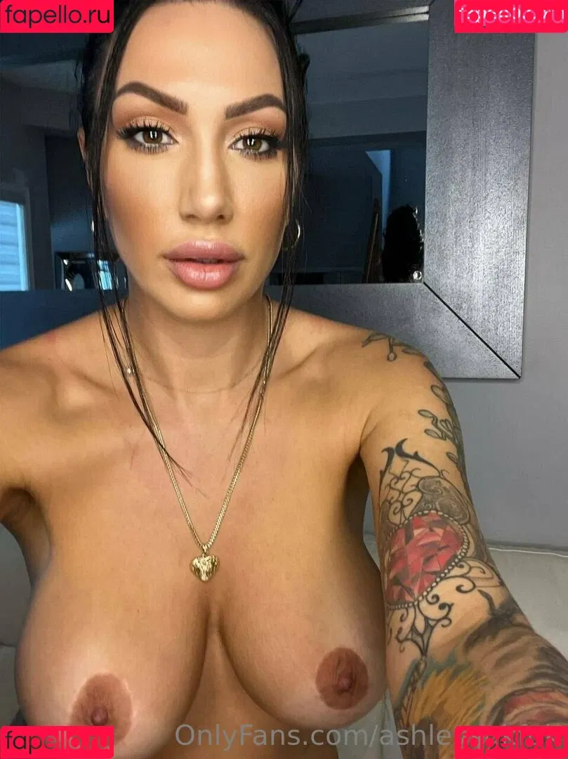 ashleysukfuk / valzzies Onlyfans Photo Gallery 
