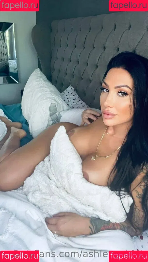 ashleysukfuk / valzzies Onlyfans Photo Gallery 