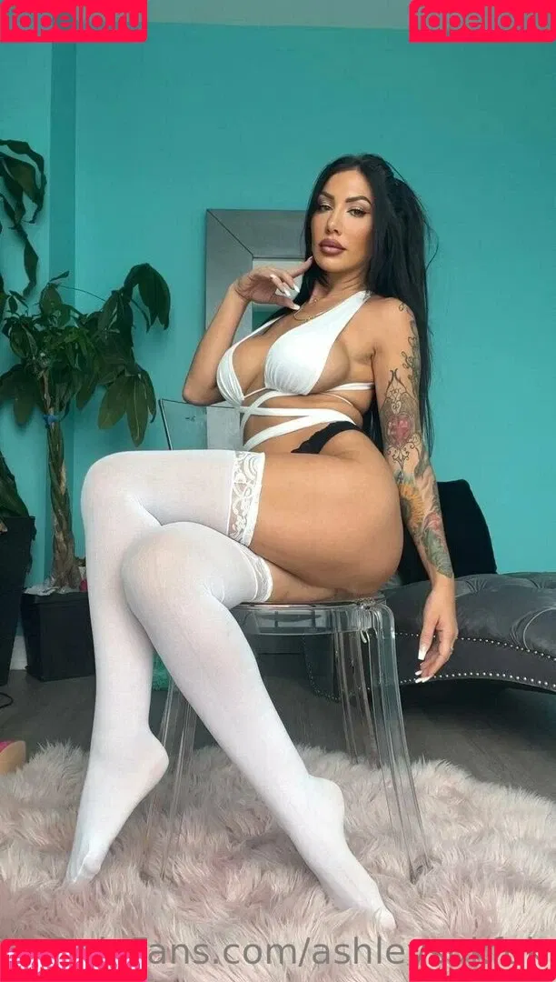 ashleysukfuk / valzzies Onlyfans Photo Gallery 
