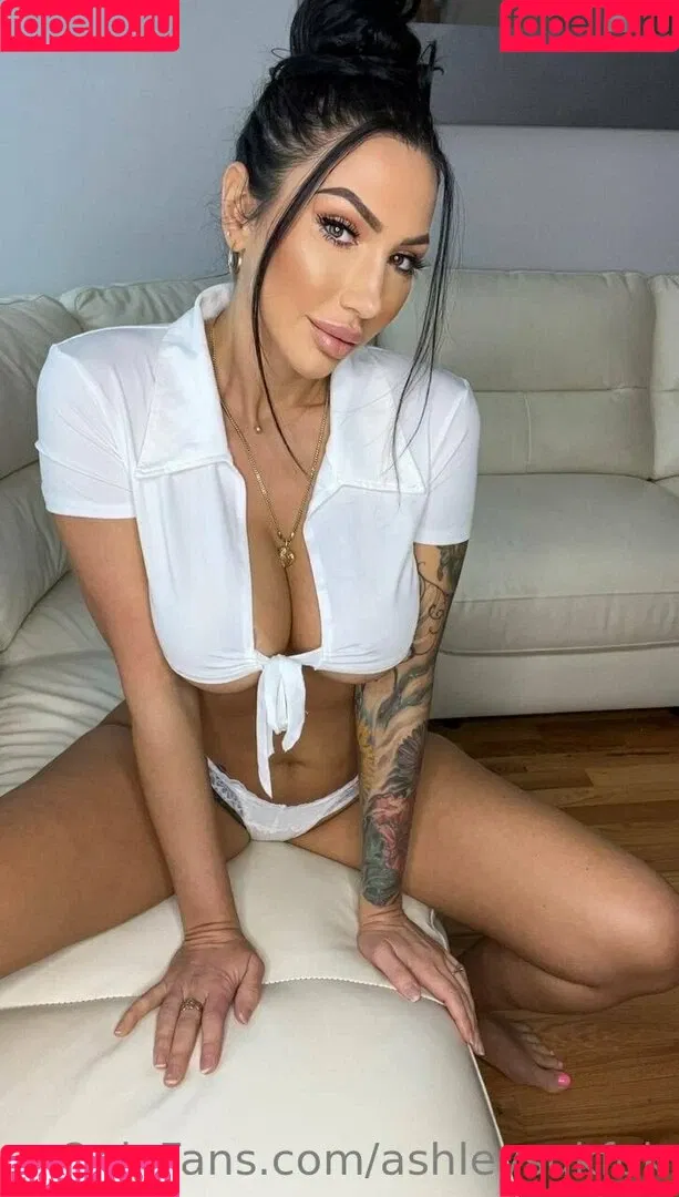 ashleysukfuk / valzzies Onlyfans Photo Gallery 