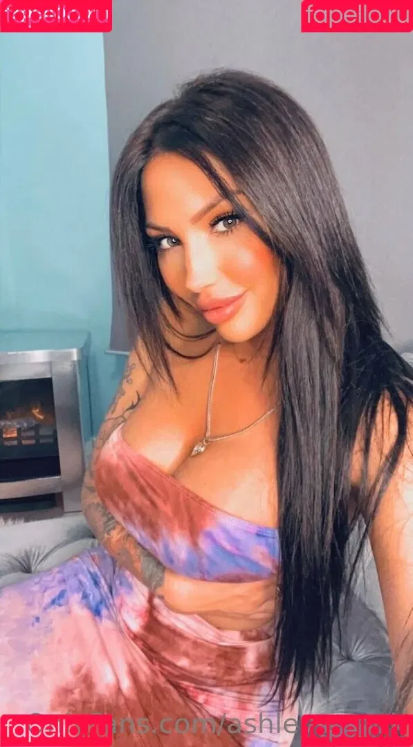 ashleysukfuk / valzzies Onlyfans Photo Gallery 