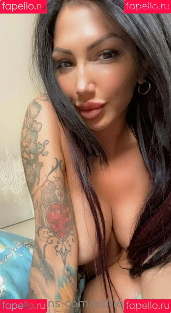 ashleysukfuk / valzzies Onlyfans Photo Gallery 