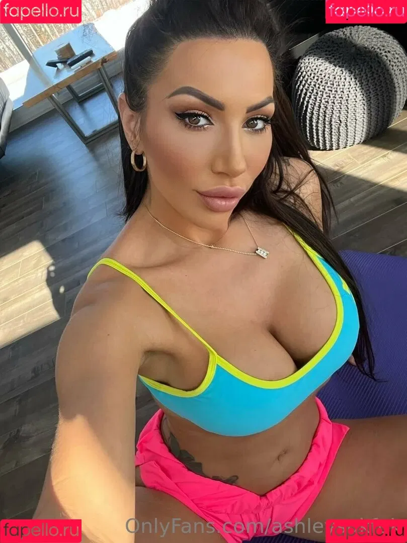 ashleysukfuk / valzzies Onlyfans Photo Gallery 