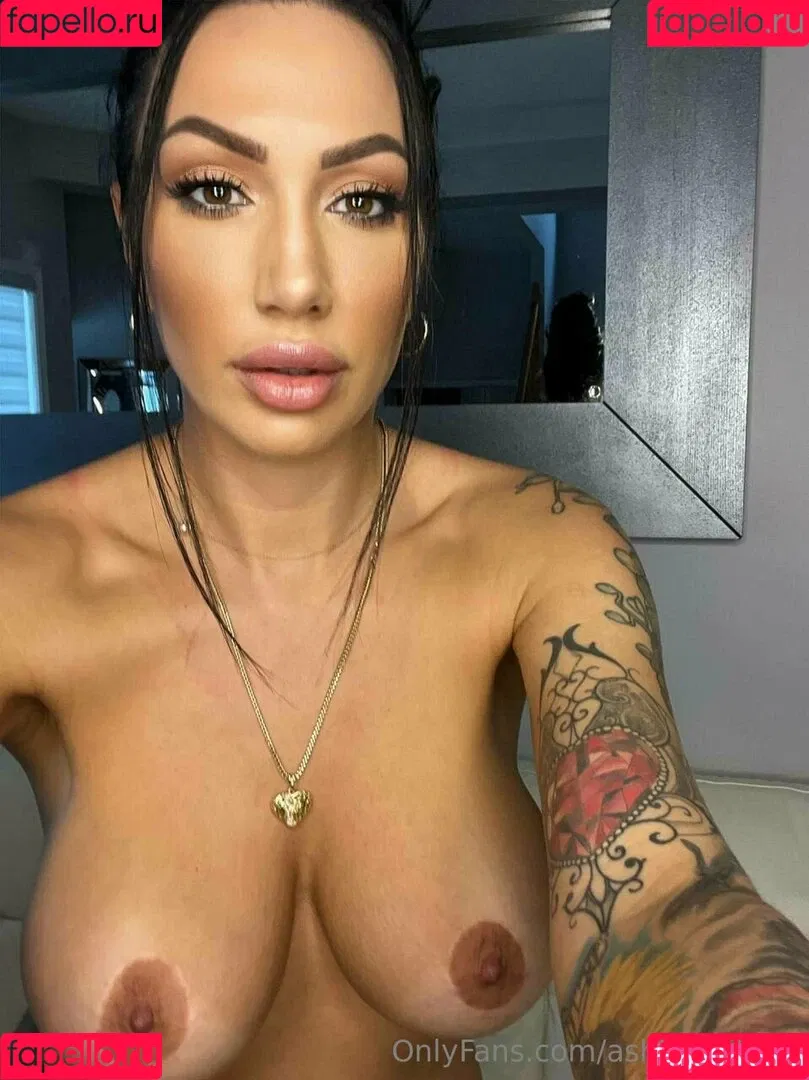 ashleysukfuk / valzzies Onlyfans Photo Gallery 