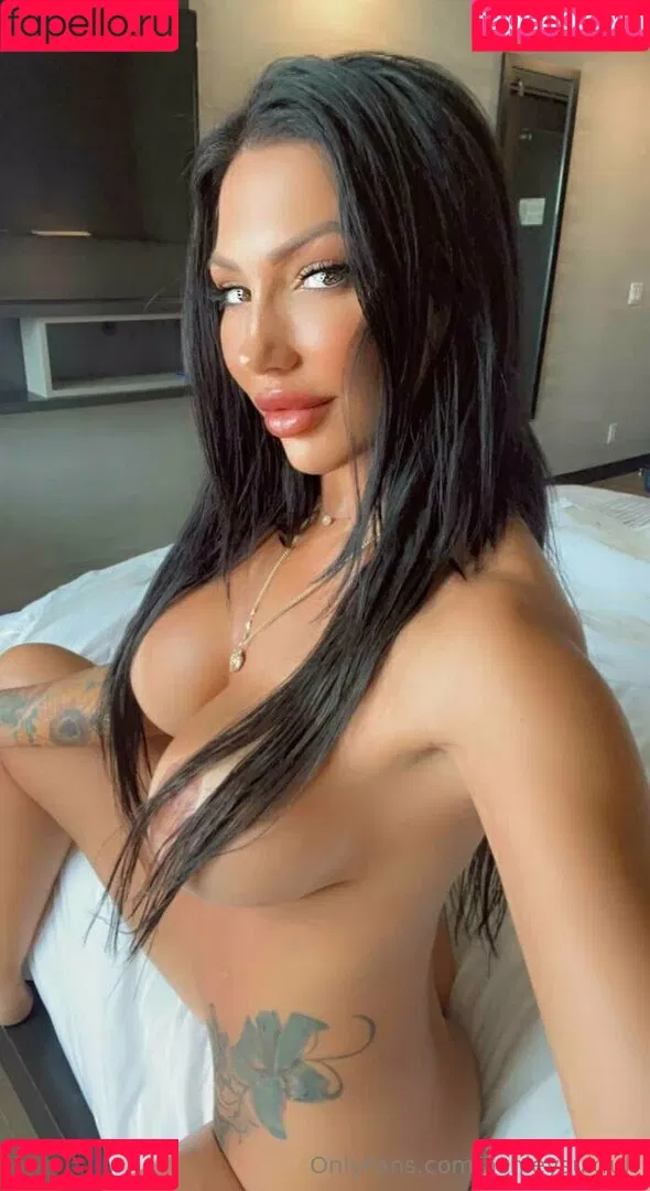 ashleysukfuk / valzzies Onlyfans Photo Gallery 