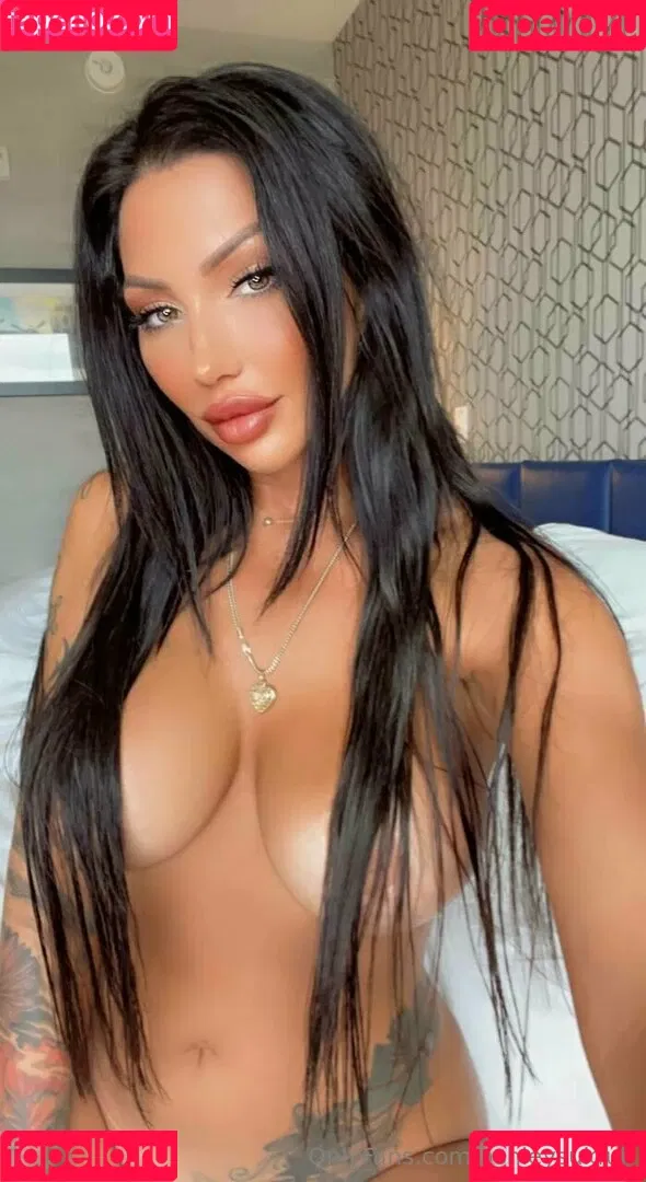 ashleysukfuk / valzzies Onlyfans Photo Gallery 