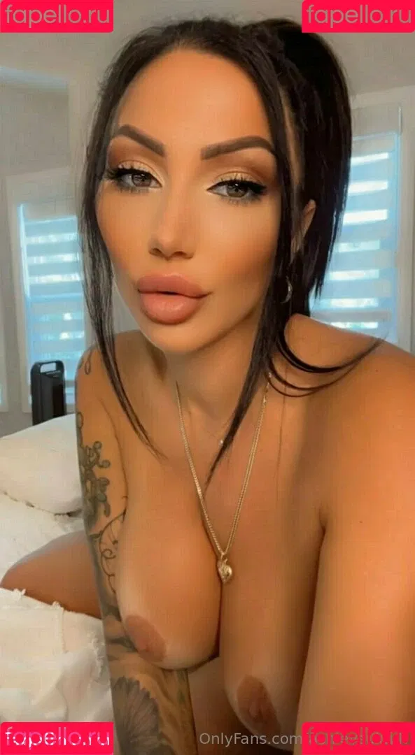 ashleysukfuk / valzzies Onlyfans Photo Gallery 