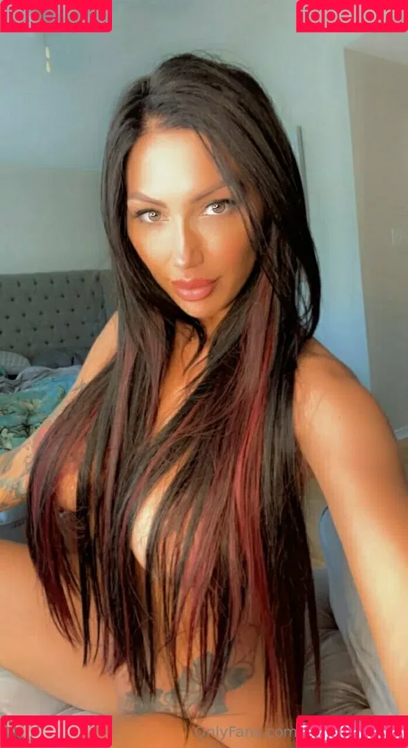 ashleysukfuk / valzzies Onlyfans Photo Gallery 