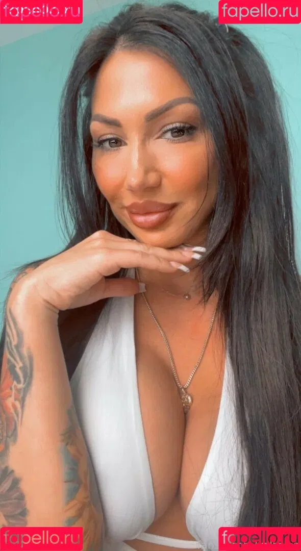 ashleysukfuk / valzzies Onlyfans Photo Gallery 