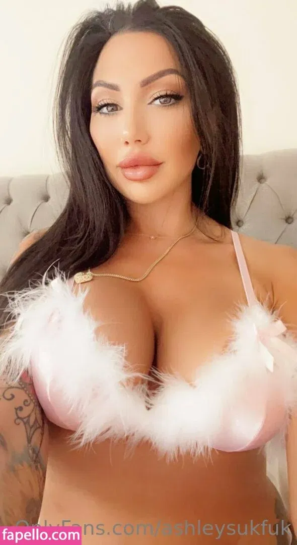 ashleysukfuk / valzzies Onlyfans Photo Gallery 
