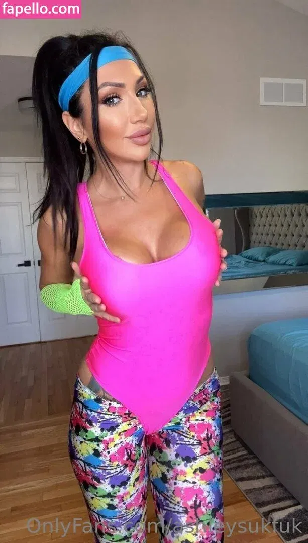ashleysukfuk / valzzies Onlyfans Photo Gallery 