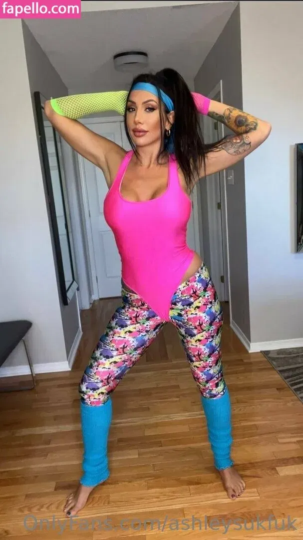 ashleysukfuk / valzzies Onlyfans Photo Gallery 