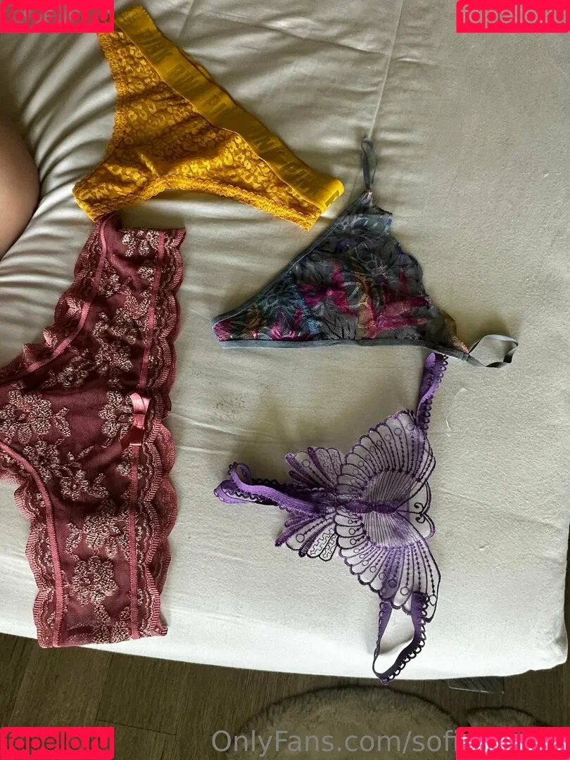 sofialoco18 / sofyloco Onlyfans Photo Gallery 