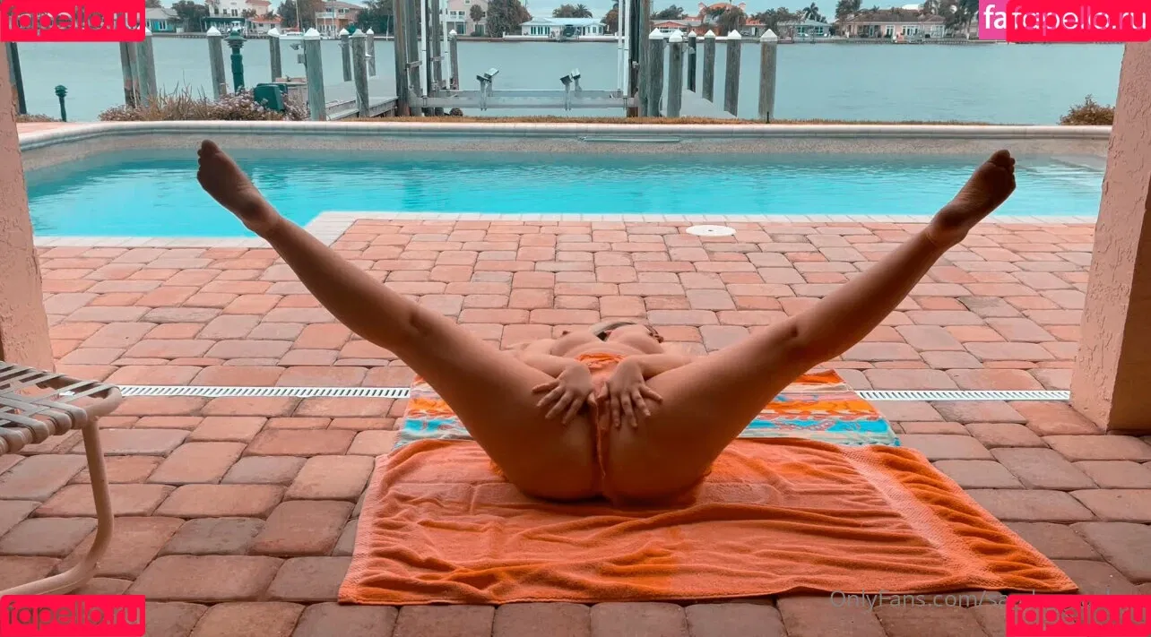 Real Peachez / Sarah Peachez / sarah_peachez / sarahpeachez442 Onlyfans Photo Gallery 