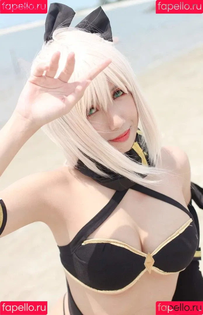 Refeen / Refina / referrals Onlyfans Photo Gallery 