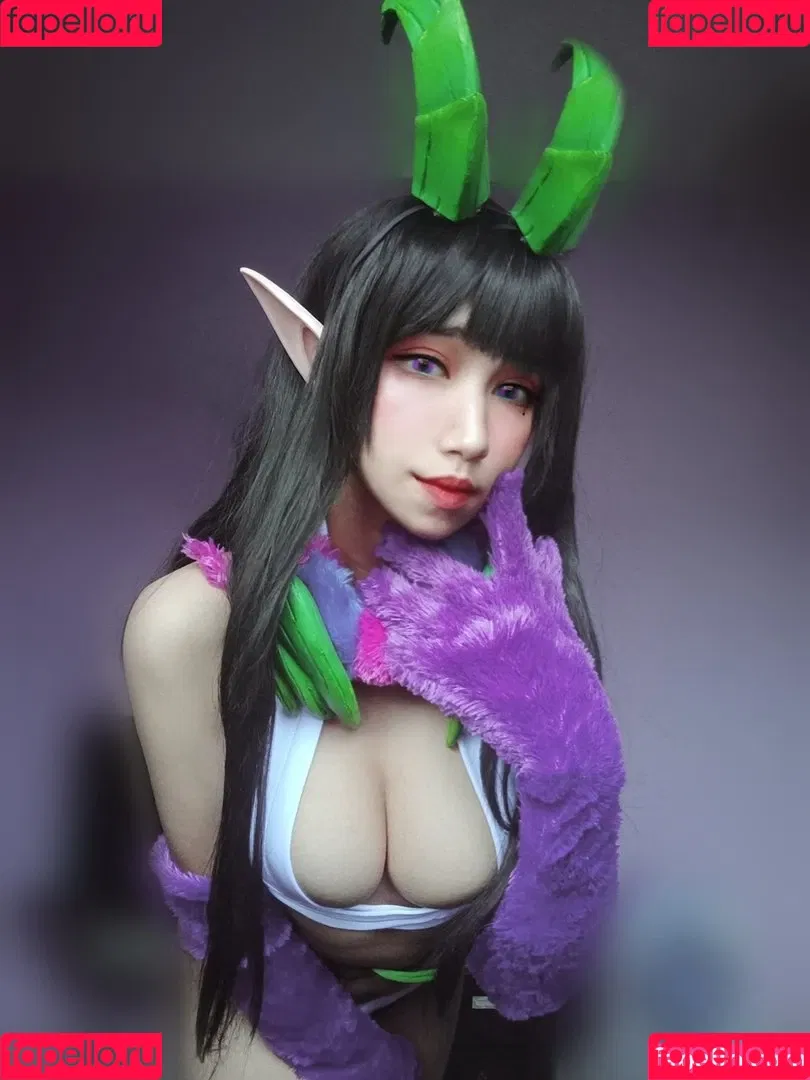 Refeen / Refina / referrals Onlyfans Photo Gallery 