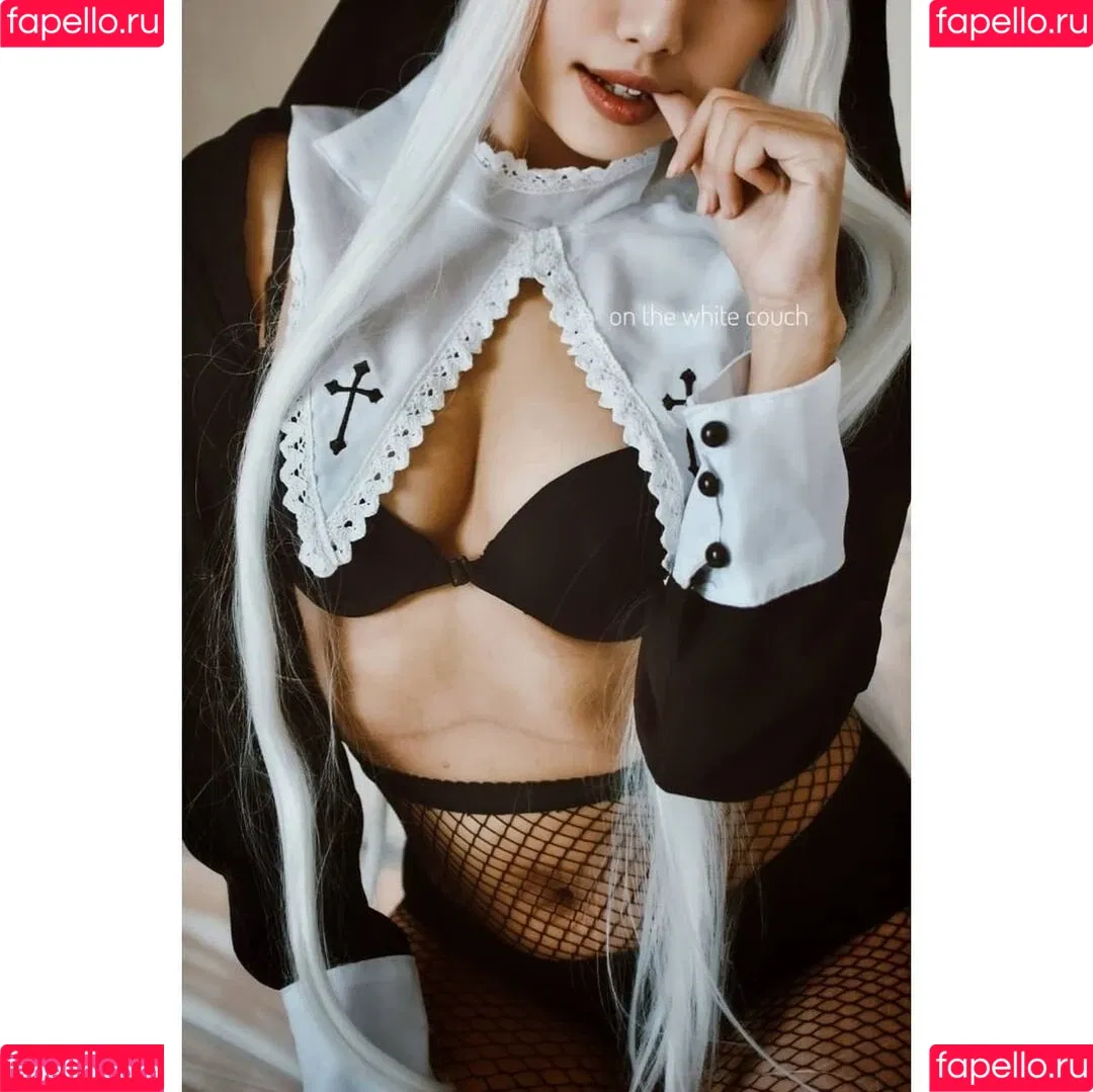 Refeen / Refina / referrals Onlyfans Photo Gallery 