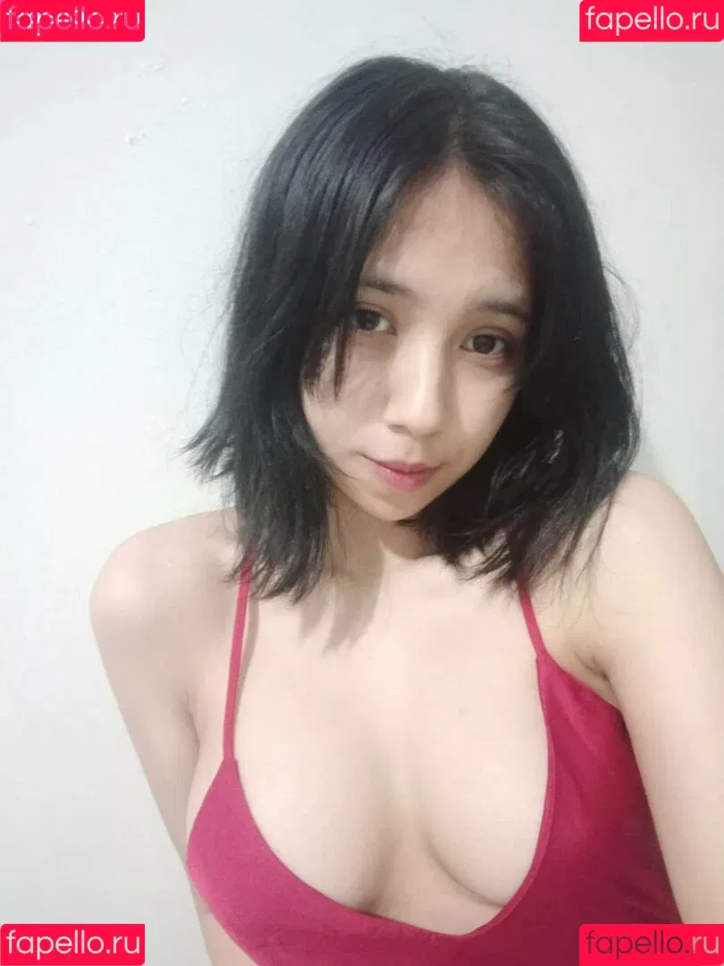 Refeen / Refina / referrals Onlyfans Photo Gallery 