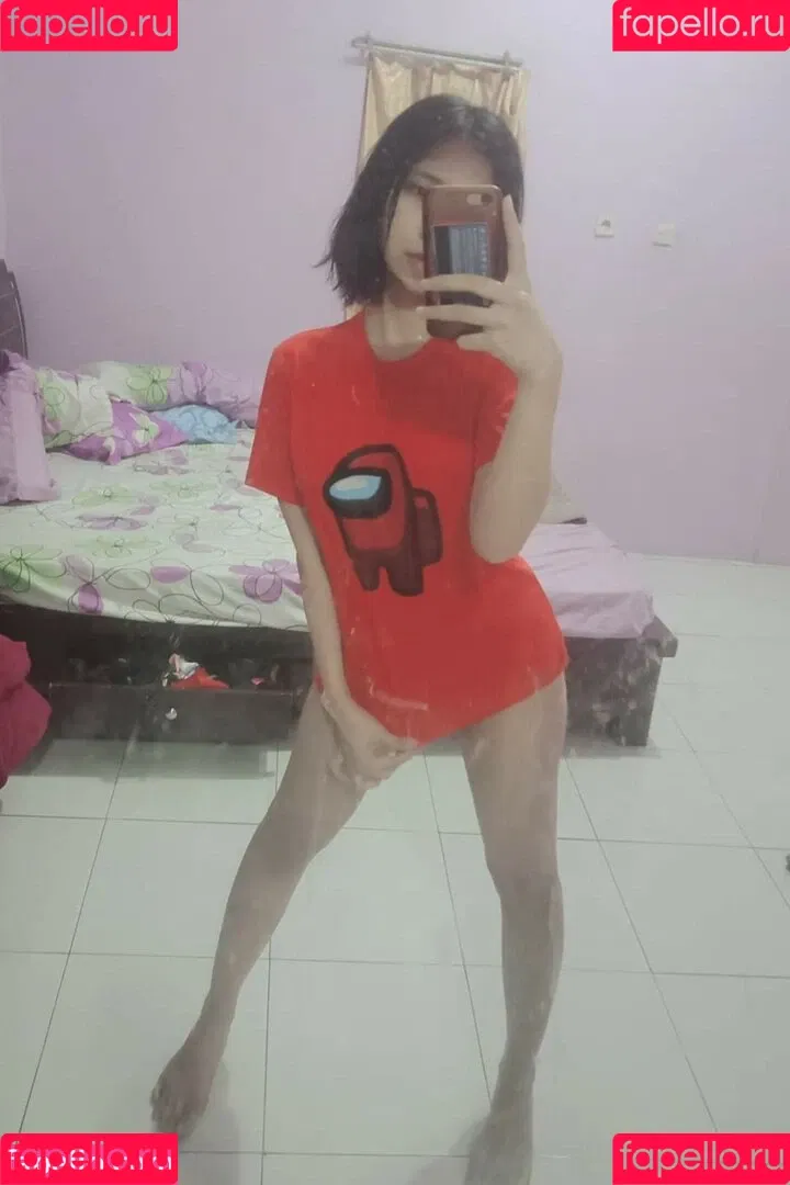 Refeen / Refina / referrals Onlyfans Photo Gallery 