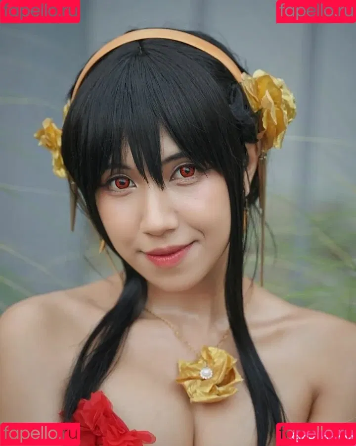 Refeen / Refina / referrals Onlyfans Photo Gallery 