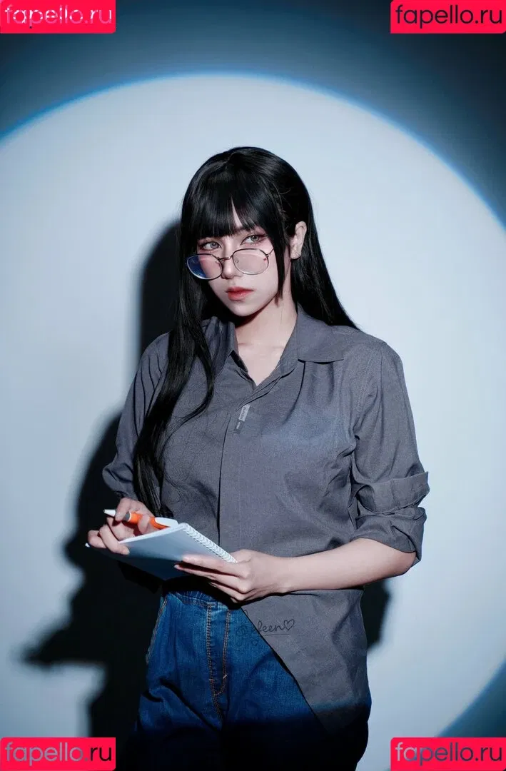 Refeen / Refina / referrals Onlyfans Photo Gallery 