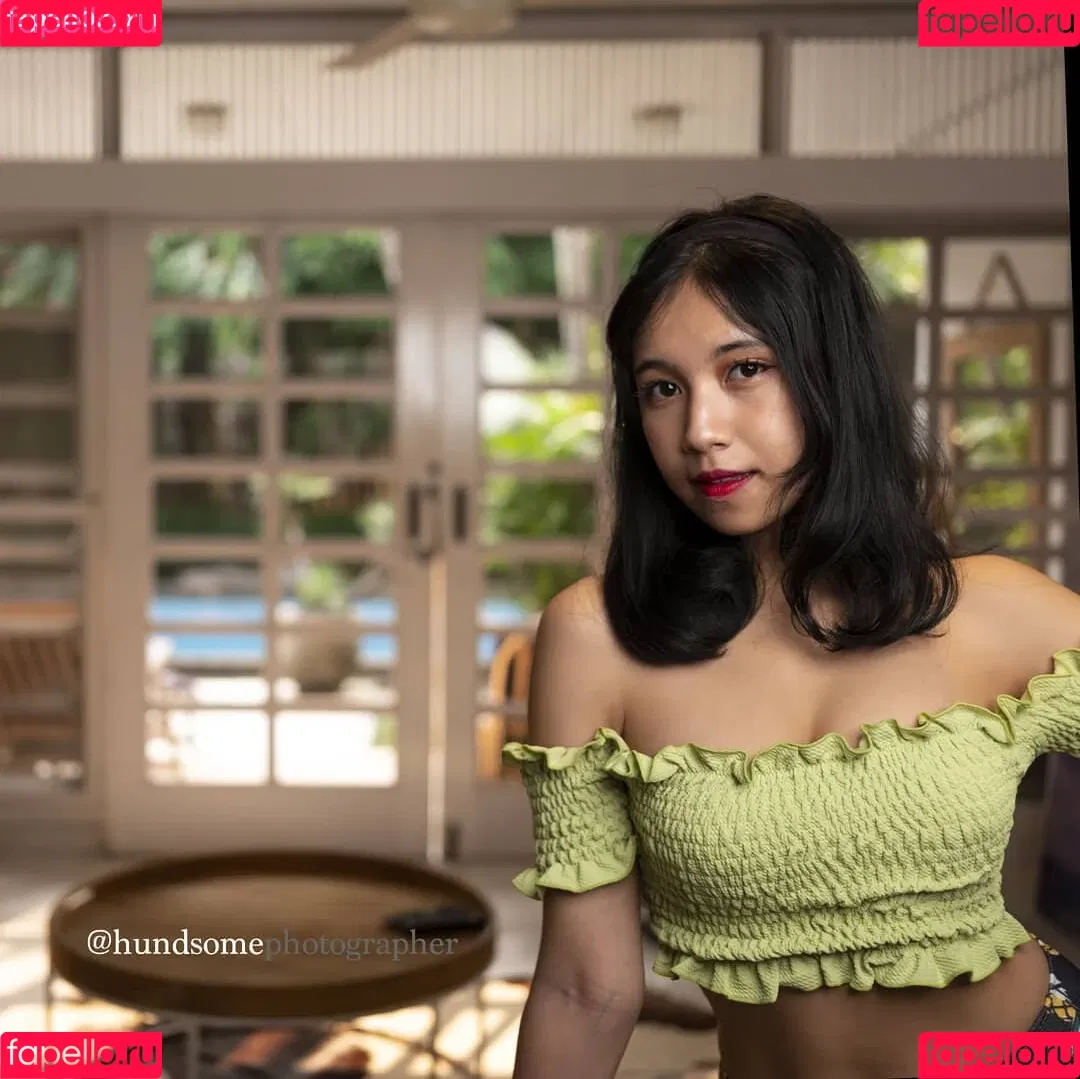 Refeen / Refina / referrals Onlyfans Photo Gallery 