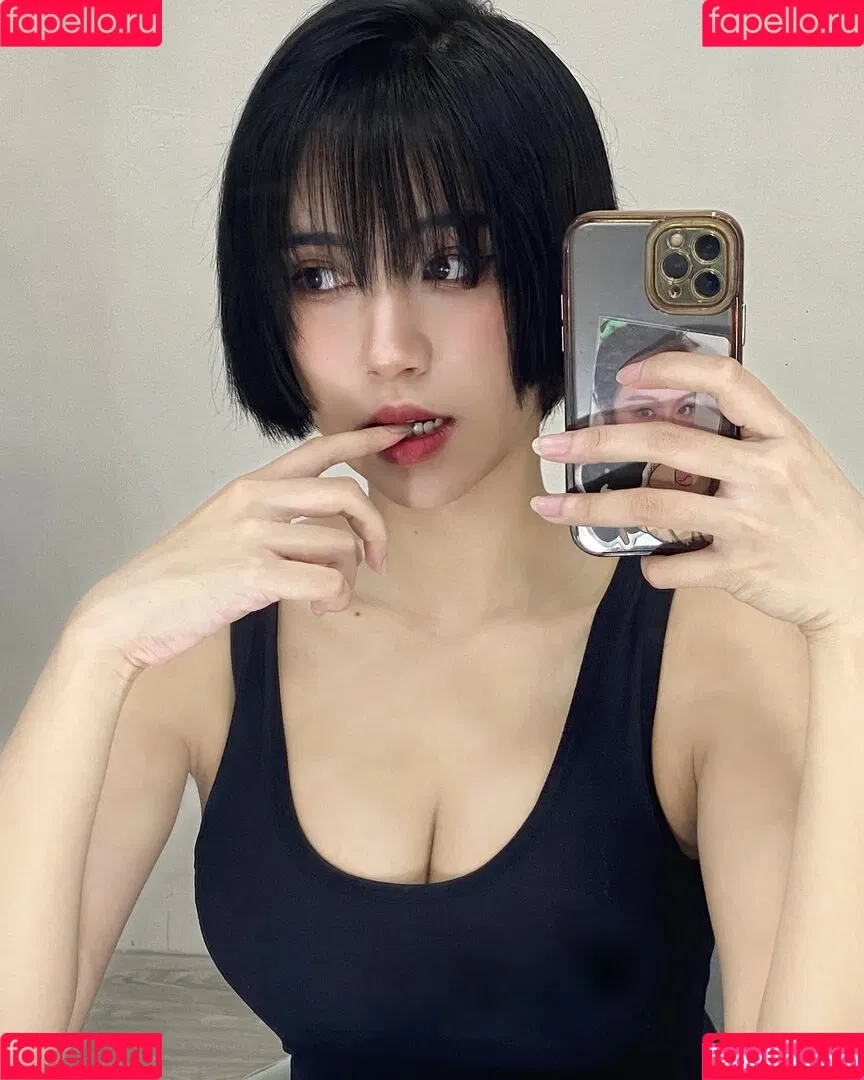 Refeen / Refina / referrals Onlyfans Photo Gallery 