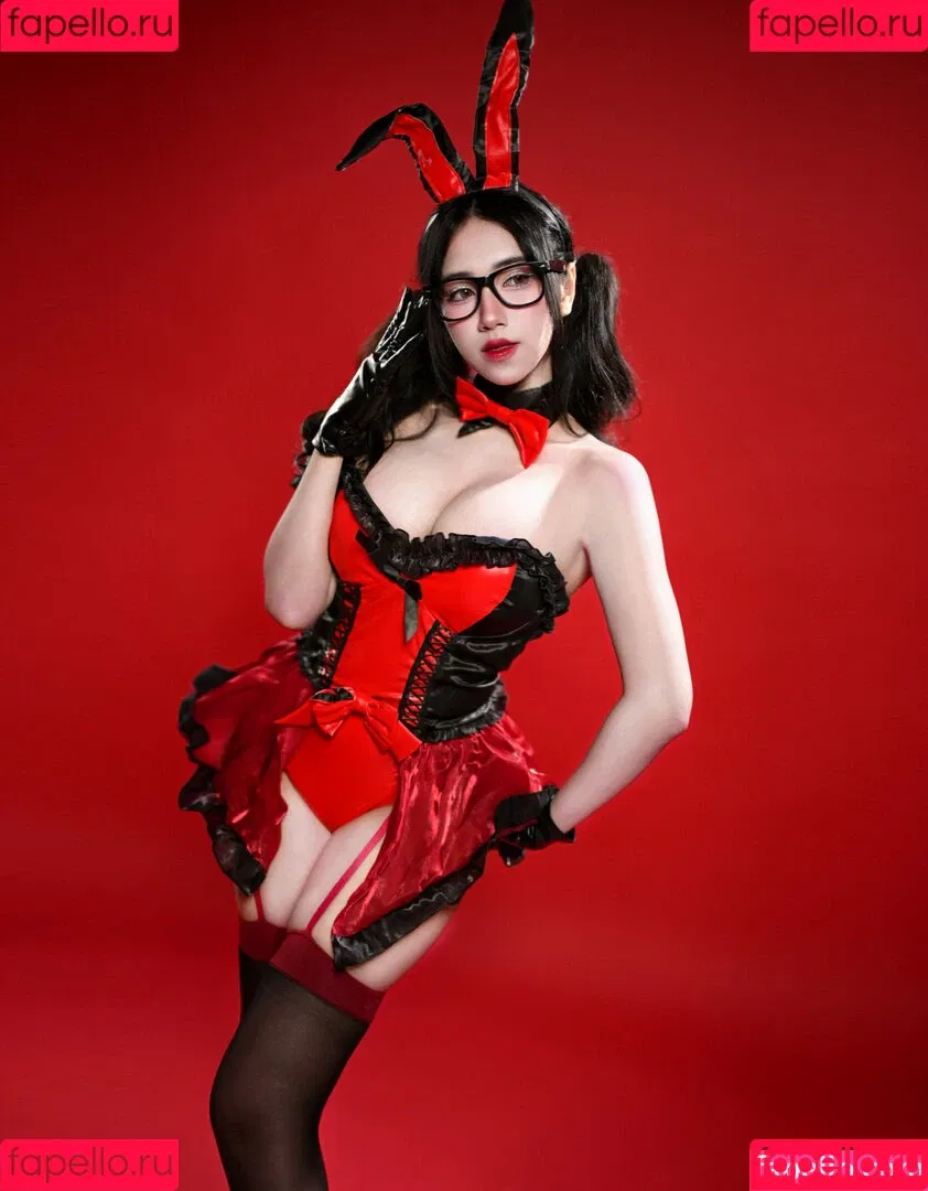 Refeen / Refina / referrals Onlyfans Photo Gallery 