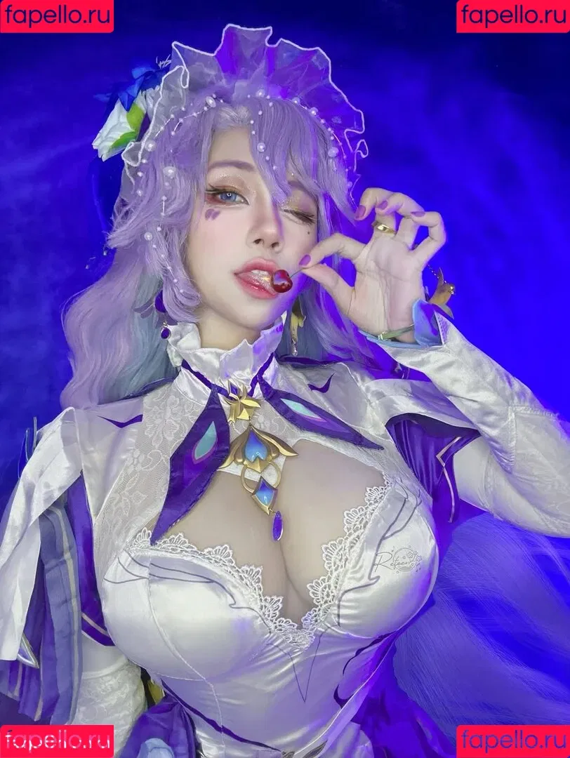 Refeen / Refina / referrals Onlyfans Photo Gallery 