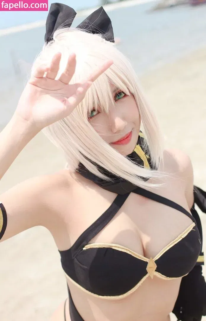 Refeen / Refina / referrals Onlyfans Photo Gallery 