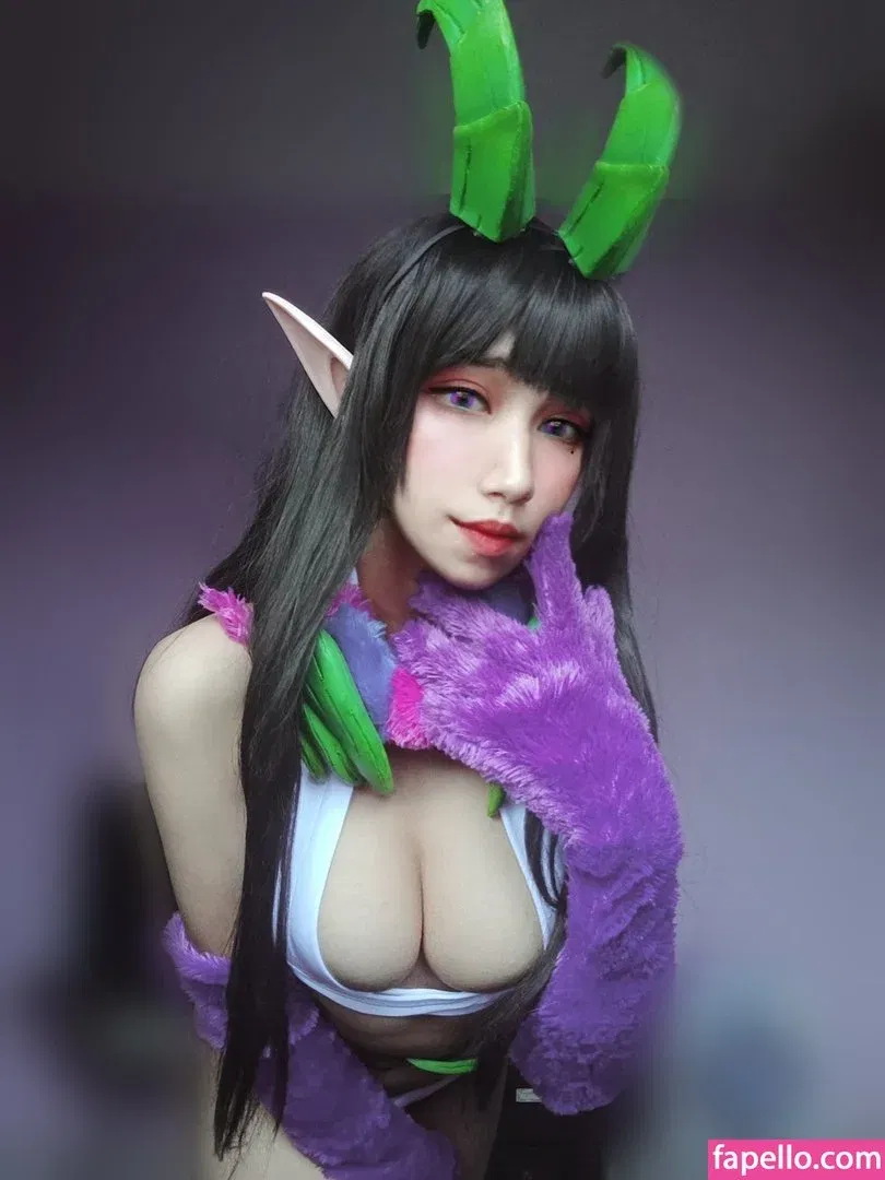 Refeen / Refina / referrals Onlyfans Photo Gallery 