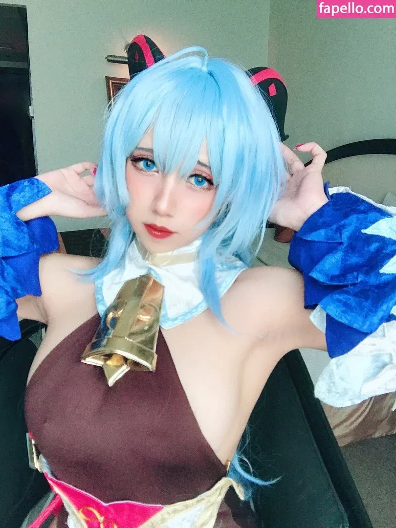 Refeen / Refina / referrals Onlyfans Photo Gallery 